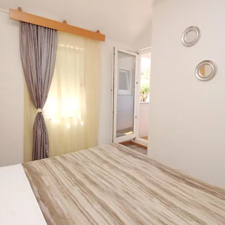 Fuer 4 Personen Ca- 53 M² In Baska- Adriakueste Kroatien - Kroatische Inseln By Interhome * Baška