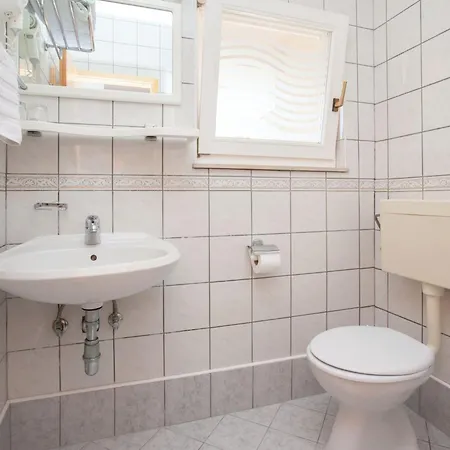 Fuer 4 Personen Ca- 53 M² In Baska- Adriakueste Kroatien - Kroatische Inseln By Interhome * Baška