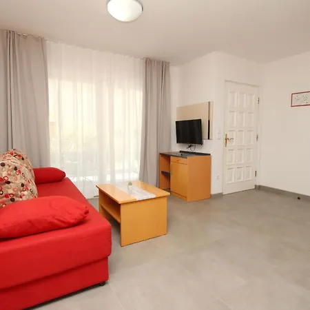 Apartamento Fuer 4 Personen Ca- 53 M² In Baska- Adriakueste Kroatien - Kroatische Inseln By Interhome