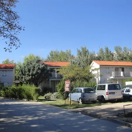 Fuer 4 Personen Ca- 53 M² In Baska- Adriakueste Kroatien - Kroatische Inseln By Interhome *