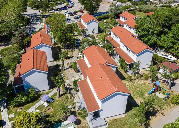 Apartment Fuer 4 Personen Ca- 53 M² In Baska- Adriakueste Kroatien - Kroatische Inseln By Interhome *
