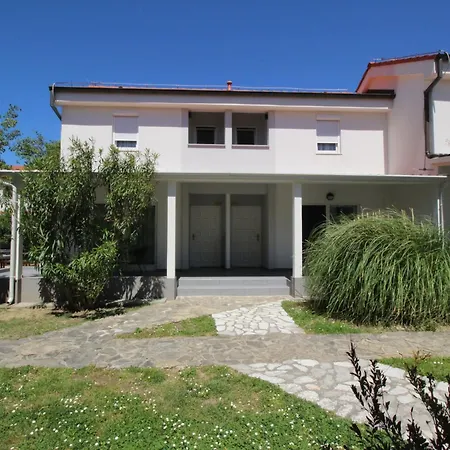 Fuer 4 Personen Ca- 53 M² In Baska- Adriakueste Kroatien - Kroatische Inseln By Interhome Apartament *
