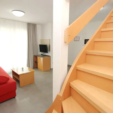 Fuer 4 Personen Ca- 53 M² In Baska- Adriakueste Kroatien - Kroatische Inseln By Interhome Башка