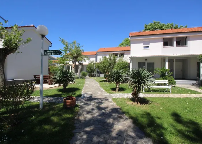 Apartment Fuer 4 Personen Ca- 53 M² In Baska- Adriakueste Kroatien - Kroatische Inseln By Interhome 公寓 巴斯卡