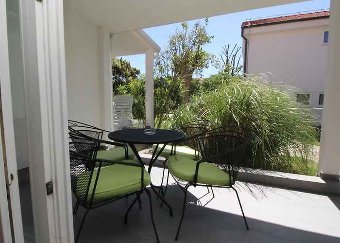 公寓 Apartment Fuer 4 Personen Ca- 53 M² In Baska- Adriakueste Kroatien - Kroatische Inseln By Interhome